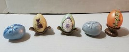 Lot of 5 Vintage Hand Painted Hollow Ceramic Easter Eggs 3 Stands Decorations - £18.10 GBP