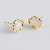 Elegant Oval Created Opal Stud 18k Yellow Gold Plated Everyday Women&#39;s Earrings - £39.71 GBP