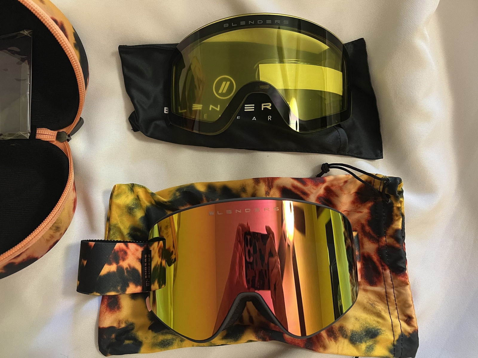 Blenders Flame Mingo | Aura Snow Goggles- and similar items