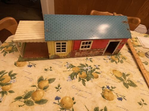 Vintage Wolverine Tin Litho Ranch Doll House 800 Dollhouse - $73.14