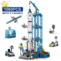 HUIQIBAO Space Aviation Manned Rocket Building Blocks with Astronaut Figure City - £47.80 GBP
