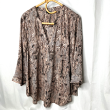 Torrid Womens Harper Snake Skin Print Shirt Top Blouse Sz 2 Plus Size - £11.76 GBP