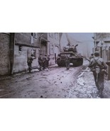 VINTAGE PHOTO;SOLDIERS FOLLOWING TANK THROUGH THE STREETS;  FROM WW2; CI... - £11.93 GBP