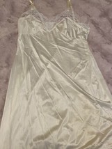 vintage Full slip dress Made In USA 20W 100% Nylon Tricot Antron III Lac... - $35.52
