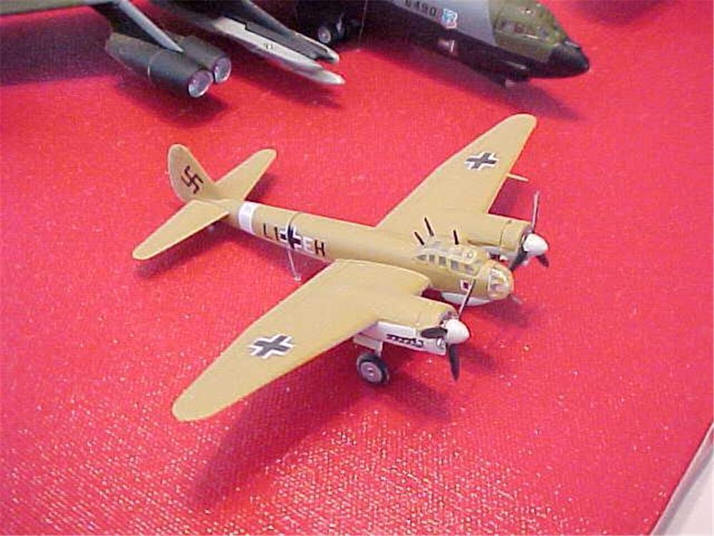 1/144 PLASTIC WWII MINICRAFT JUNKERS JU-88A DIVE BOMBER, MEDIUM BOMBER, ... - $15.84