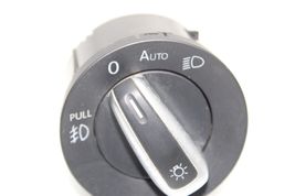 16-19 VOLKSWAGEN PASSAT 1.8T SE Headlight Control Switch F3231 image 10