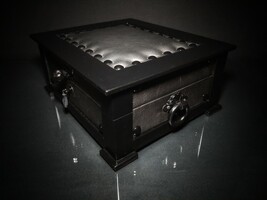 Black  "Chesterfield" Humidor - 60 / 70 Count NIB Handmade Made in USA image 3