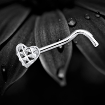 925 Sterling Silver Heart Nose Stud Screw Pin Designer Body Jewellery Un... - $158.18 MXN