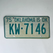 1975 United States Oklahoma Kiowa County Passenger License Plate KW-7146 - €11,07 EUR