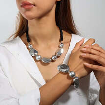 Oval Irregular Shaped Stone Bracelet Necklace High Profile and Generous ... - €8,88 EUR