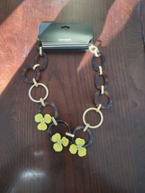 Tortiose Necklace With Flowers - £24.15 GBP