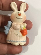 Easter Bunny Rabbit Pin, 1975, Vintage Hallmark - £15.71 GBP