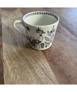 Vintage ARABIA Finland Emilia Tiny Cup Raija Uosikkinen illustration Art - $15.38 CAD