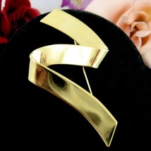 Twister Tornado Ribbon Pin Vintage Brooch Goldtone 3&quot; Force To Be Reckoned Monet - £14.99 GBP
