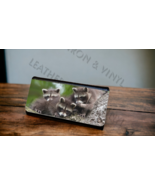 Women&#39;s Trifold Wallet - Racoon with a Secret Design - $472.26 MXN