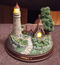 Thomas Kinkade The Light Of Peace Light House Figurine Battery Operated - £6.99 GBP