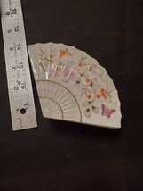 Vintage 1980 Avon Porcelain Butterfly Ring Jewelry Box Container Fan Shaped - $9.50