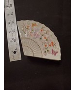 Vintage 1980 Avon Porcelain Butterfly Ring Jewelry Box Container Fan Shaped - £7.47 GBP