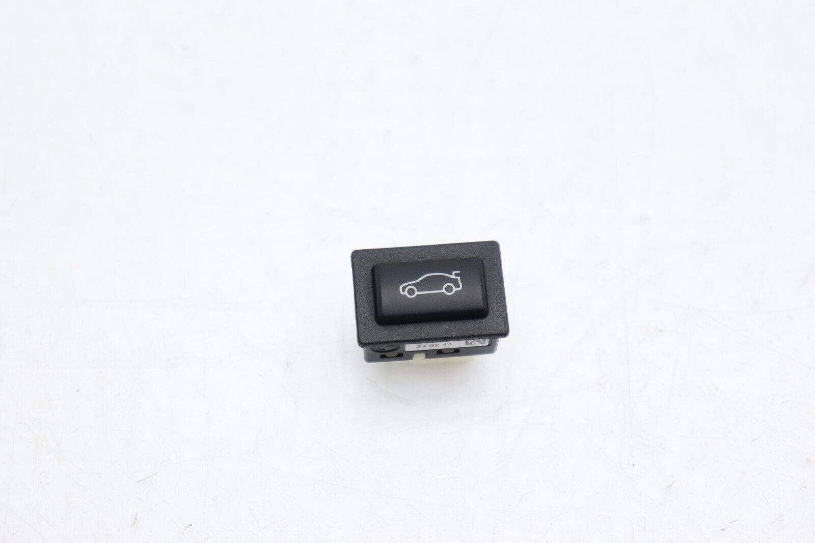 12-18 BMW F30 320I 328I TRUNK RELEASE BUTTON SWITCH E2839 - $34.36