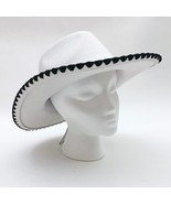Jen &amp; Co.  Oakley Contrast Cowgirl Hat White With Black Trim Size Med-Large - $602.37 MXN