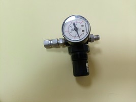 Norgren R07-200-RNKG Air Pressure Regulator With 1.5 MPs Pressure Gauge - $39.20