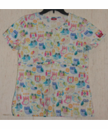 EXCELLENT WOMENS &quot;hoot hoot&quot; OWLS W/ FLORAL NOVELTY PRINT SCRUBS TOP  SI... - $31.79 CAD