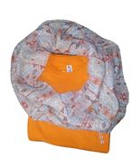 Cute School Girl Shirt Orange With Aztec Scarf To Match - $285.53 MXN