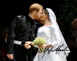 Prince Harry &amp; Meghan Markle Signed Photo 8X10 Rp Autographed The Royal Kiss * - £16.02 GBP