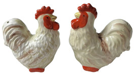 VTG Roosters Hen Salt &amp; Pepper Shakers Barnyard Farmhouse Country Table - $8.79