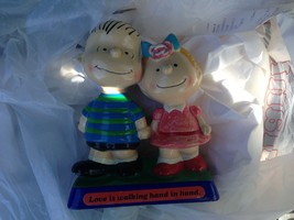 Vintage Peanuts Snoopy Linus &amp; Sally &quot;Love Is Hand In Hand&quot; Figurine 1970 - £38.77 GBP