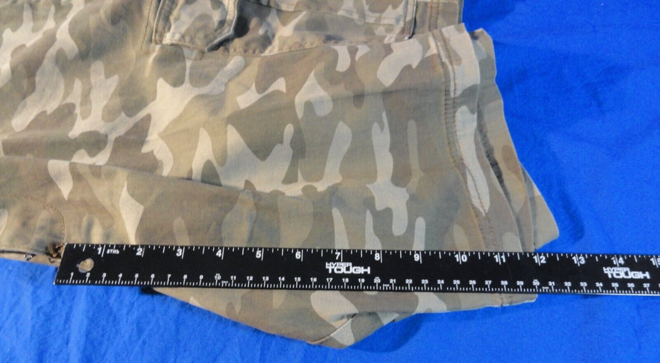 GEORGE ABOVE THE KNEE GREEN CAMO 6 POCKET HOT WEATHER GE CARGO SHORTS SIZE 46 Item image 10