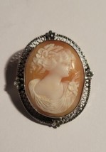 Vintage Carved Shell Cameo Brooch Pin 14K White Gold Filigree 5.5 grams - £77.86 GBP