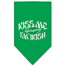 Kiss me I&#39;m Irish Screen Print Bandana Emerald Green Small - £9.29 GBP