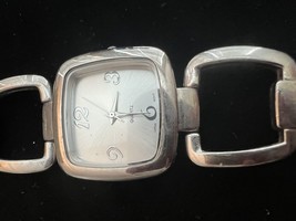 Ladies Watch - $10.00