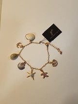 Lovely Chain Linked Seashells ,Starfish Textured Gold Tone Charm Bracelet 7.5” - £8.70 GBP