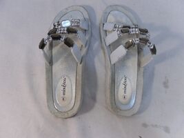 MIX &amp; CO Jeweled Slide Sandals White Sole Clear Beads women's 9 110147 - $16.19