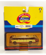 HO Athearn Rock Island Flxible Visicoach Bus 29016 Diecast RTR NOS - $26.95