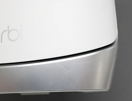 Netgear Orbi CBK752 Tri-Band WiFi 6 Mesh System with Built-in Cable Modem  image 9