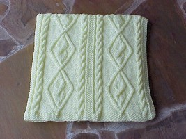 Diamond Panels Baby Travel Blanket Pattern - $5.00