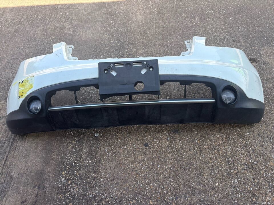 2006 2007 2008 INFINITI FX35 FX45 FRONT BUMPER ASSEMBLY WHITE OEM - $247.49