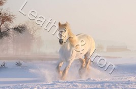 New White Horse Design Checkbook Cover - £7.92 GBP