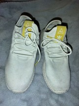 Adidas Pharrell Williams Hu Tennis Shoes Men&#39;s White &amp; Yellow Size 7 - £37.92 GBP