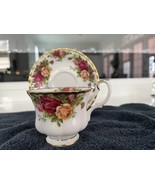 Vintage Royal Albert Bone China Old Country Roses 1962 Tea Cup And Sauce... - £21.64 GBP