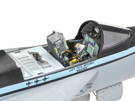 Level 5 Model Kit Maverick&#39;s F/A-18E Super Hornet Jet &quot;Top Gun: Maverick&quot; (2022) - £50.04 GBP
