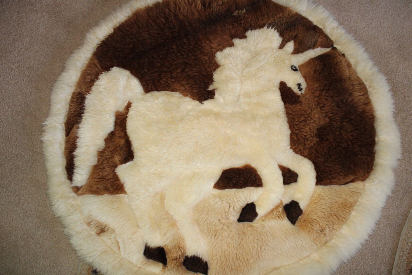 Primary image for Alpaca Fur Art Rug Wall Decor Handmade Fur Unicorn Themed 44 in Round