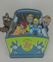 Scooby-Doo The Mystery Machine Van Front View Lapel Pin - $6.92