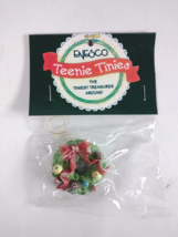 Vintage Enesco Teenie Tinies Christmas Wreath Mini Hanging Ornament 1998... - $9.75