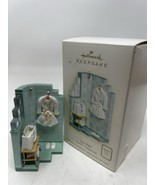 Hallmark Barbie Fashion Model Spa Day 2006 Christmas Ornament Holiday Or... - $370.75 MXN