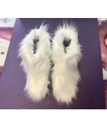 Womens Gorgeous White Plush Fur Furry Boots Sz. 7 (39) NWOT’s (No Box-Sh... - $99.90