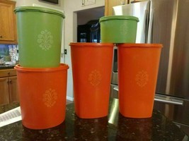 Lot 5 Orange Green Tupperware Canisters 1222(2) 807 809 &amp; 1298 w Seals P... - £47.11 GBP